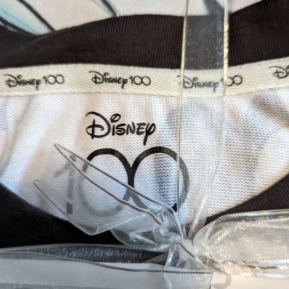 Disney 100 Women's Size Small Pajamas Brand New - Picture 5 of 8